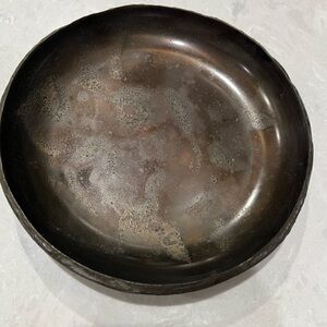 Cast Iron Metal Raw Hammered Edge Copper? Bronze? Finished Bowl Plate Dish 7.25